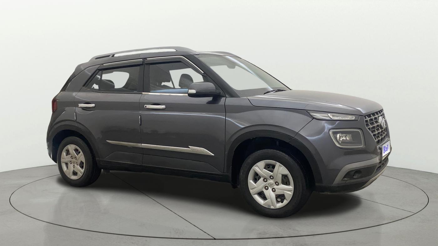 2022 Hyundai VENUE S+ 1.2, CNG, Manual, 56,314 km, Right Front Diagonal