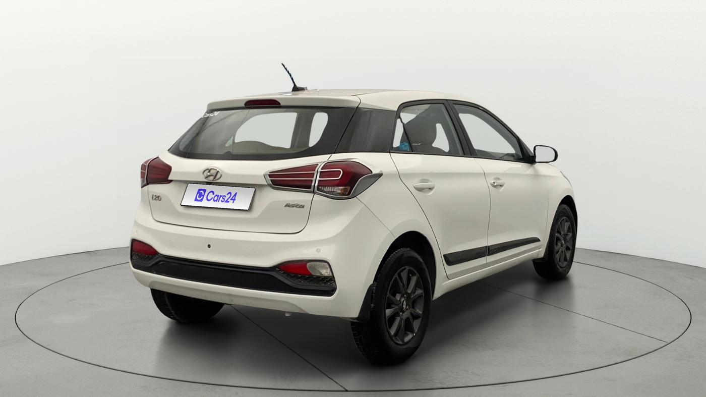 2018 Hyundai Elite i20 ASTA 1.2, Petrol, Manual, 62,837 km, Right Back Diagonal