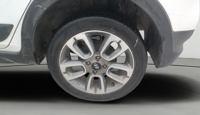 2016 Hyundai i20 Active 1.2 SX, Petrol, Manual, 73,127 km, Left Rear Wheel