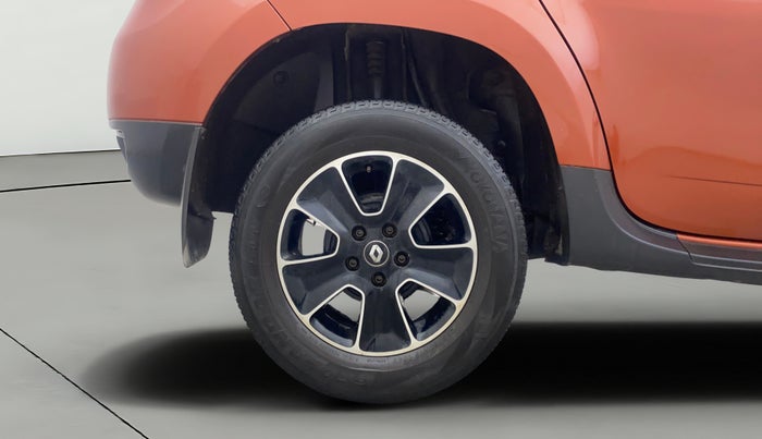 2018 Renault Duster RXS CVT, Petrol, Automatic, 42,181 km, Right Rear Wheel