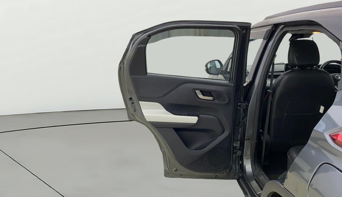 2021 Tata PUNCH CREATIVE AMT 1.2 RTN DUAL TONE, Petrol, Automatic, 43,489 km, LHS Rear Door