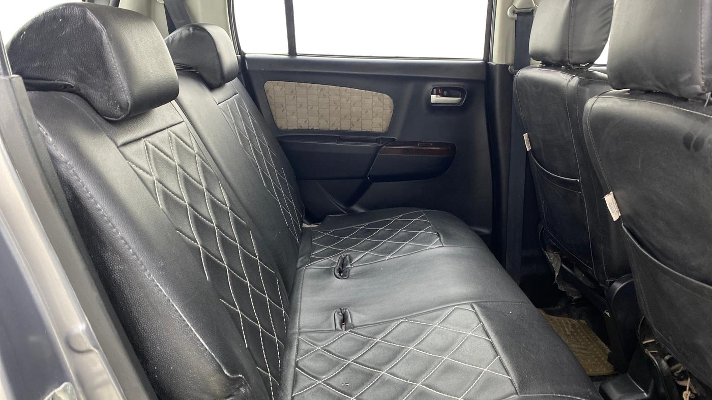 2016 Maruti Wagon R 1.0 VXI, Petrol, Manual, 18,875 km, Right Side Rear Door Cabin