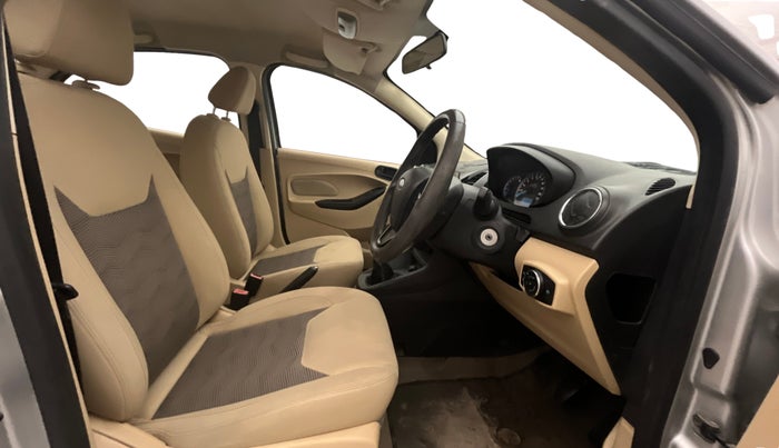 2017 Ford Figo Aspire TITANIUM 1.2 PETROL, CNG, Manual, 77,619 km, Right Side Front Door Cabin