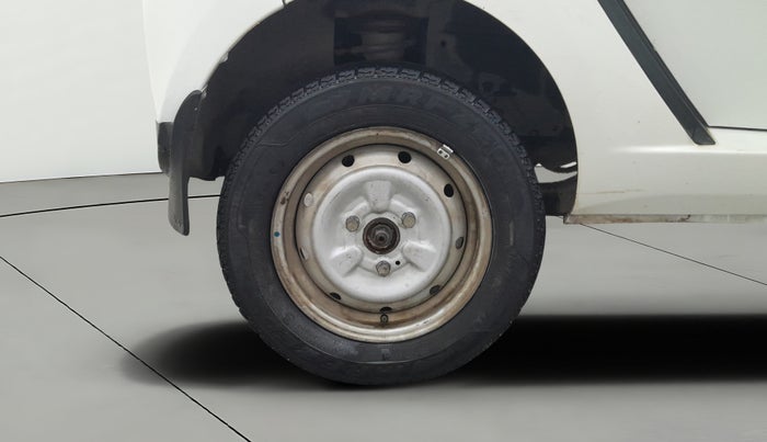 2014 Tata Nano TWIST XT, Petrol, Manual, 1,31,835 km, Right Rear Wheel