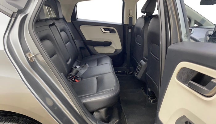 2022 Tata ALTROZ XZ PLUS DIESEL, Diesel, Manual, 44,051 km, Right Side Rear Door Cabin