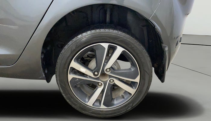 2022 Tata ALTROZ XZ PETROL, Petrol, Manual, 68,325 km, Left Rear Wheel