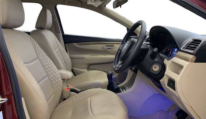 2019 Maruti Ciaz DELTA 1.5 SHVS MT PETROL, Petrol, Manual, 52,183 km, Right Side Front Door Cabin