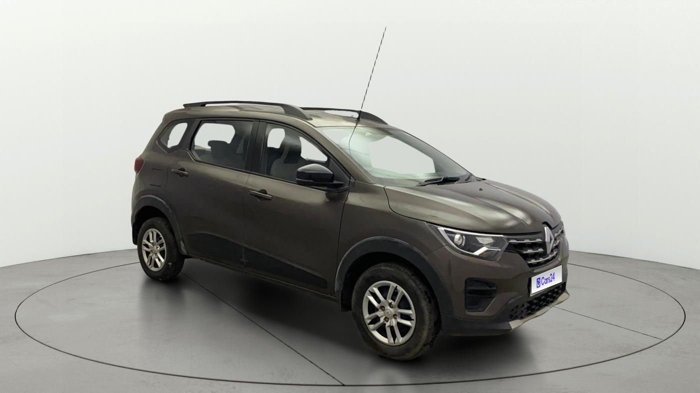 2022 Renault TRIBER RXT, Petrol, Manual, 40,826 km, Right Front Diagonal