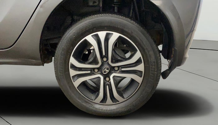 2022 Tata Tiago XZ PLUS CNG, CNG, Manual, 34,321 km, Left Rear Wheel