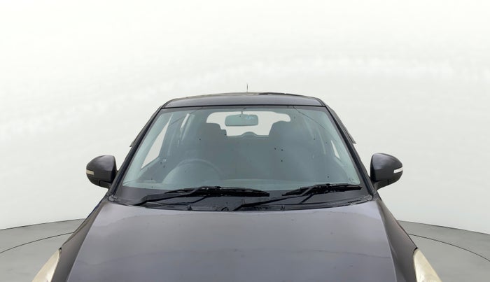 2015 Maruti Swift VXI, Petrol, Manual, 1,00,670 km, Front Windshield