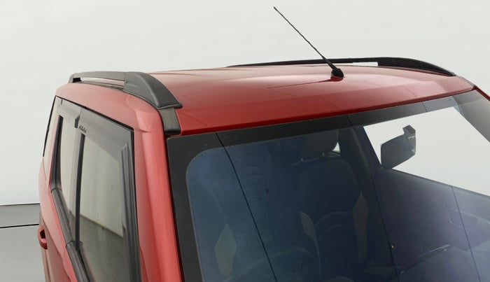 2016 Mahindra TUV300 T8 AMT, Diesel, Automatic, 81,360 km, Roof