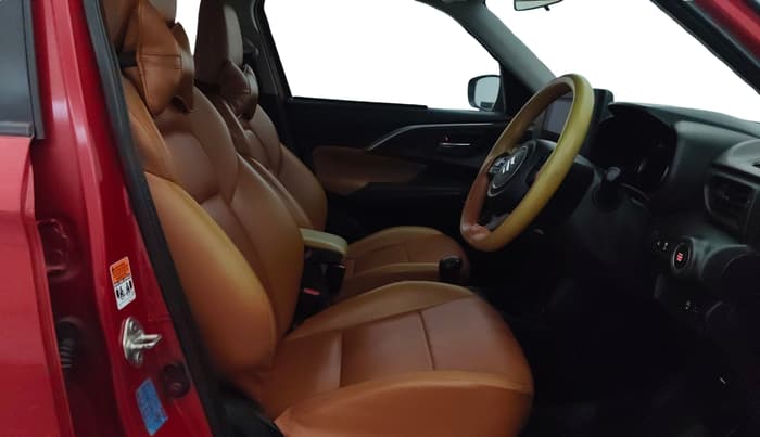 2024 Maruti Swift ZXi AMT, Petrol, Automatic, 31,321 km, Right Side Front Door Cabin