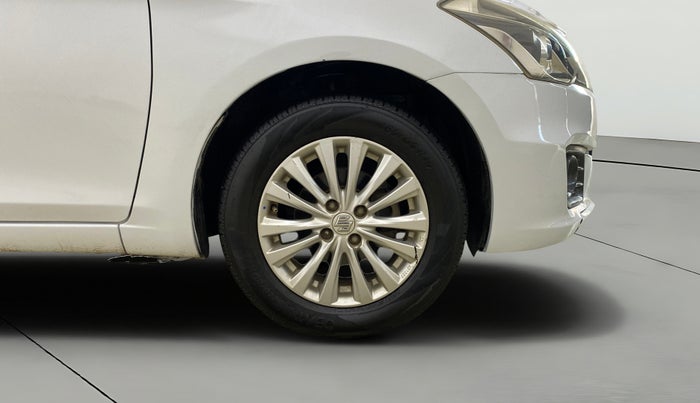 2015 Maruti Ciaz ZXI AT, Petrol, Automatic, 44,549 km, Right Front Wheel