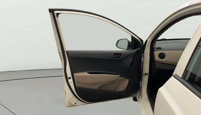 2016 Hyundai Grand i10 MAGNA 1.2 KAPPA VTVT, Petrol, Manual, 46,008 km, LHS Front Door