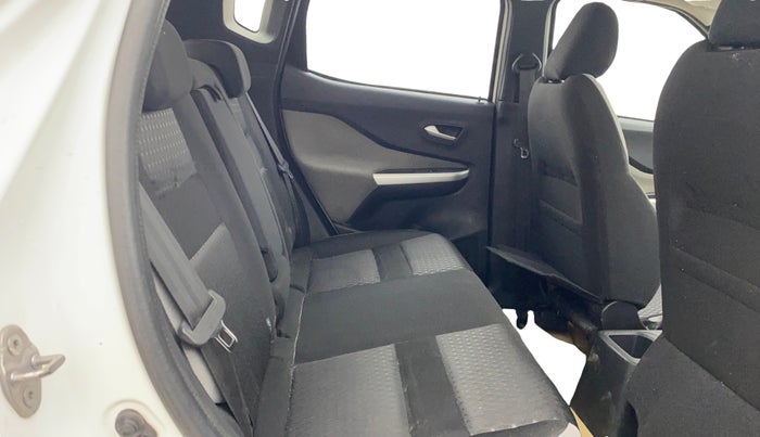 2022 Nissan MAGNITE XV MT, Petrol, Manual, 39,141 km, Right Side Rear Door Cabin