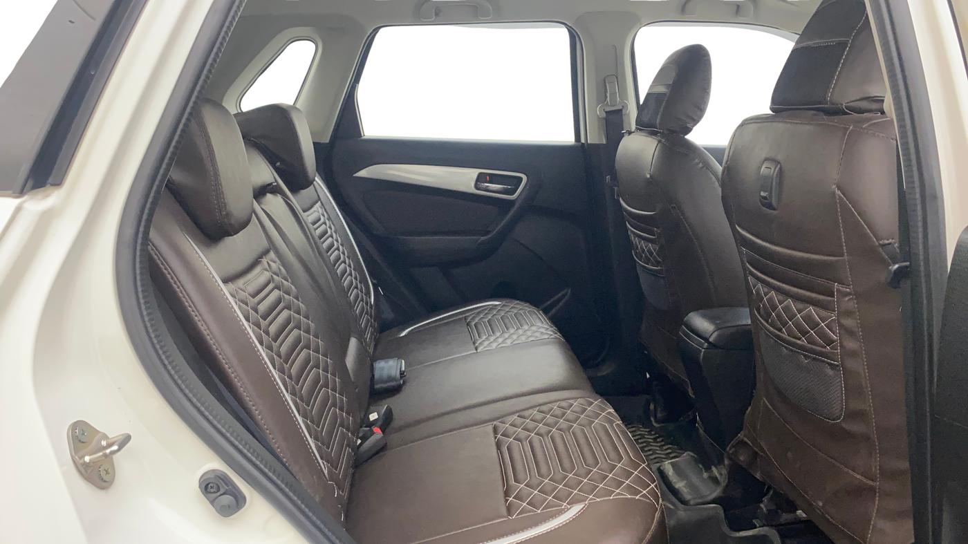 2022 Toyota URBAN CRUISER PREMIUM GRADE AT, Petrol, Automatic, 23,617 km, Right Side Rear Door Cabin