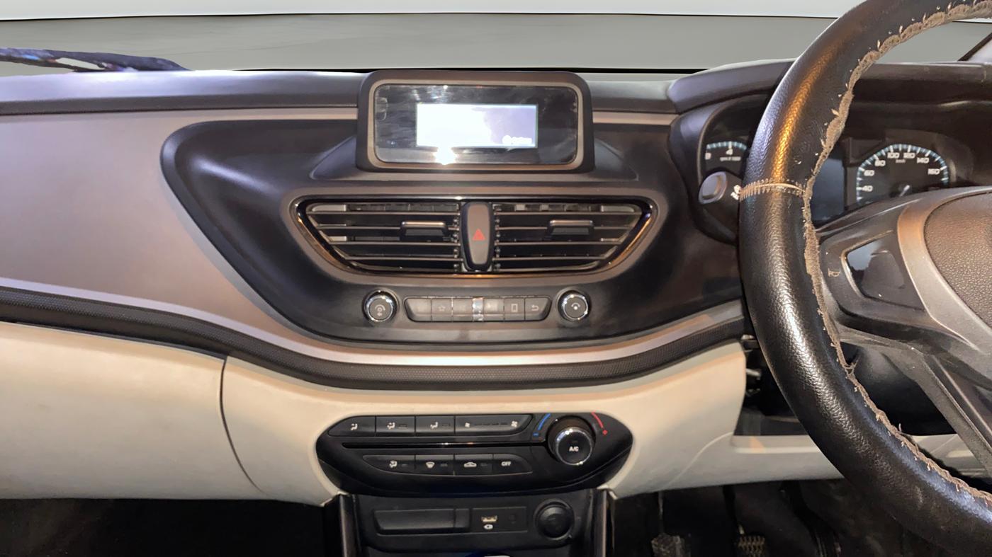 2022 Tata ALTROZ XE PLUS DIESEL, Diesel, Manual, 48,834 km, Air Conditioner