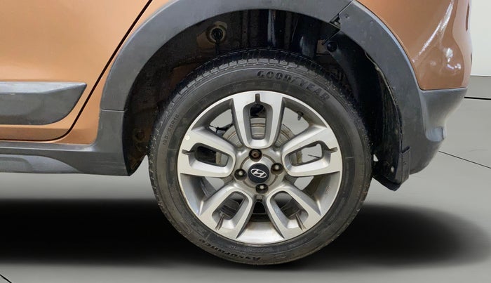 2015 Hyundai i20 Active 1.2 S, Petrol, Manual, 78,020 km, Left Rear Wheel