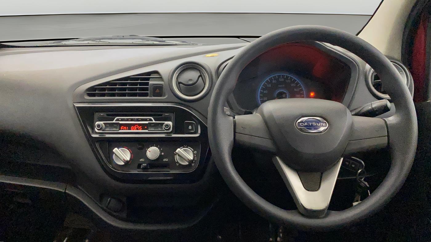 2017 Datsun Redi Go T(O) 1.0, Petrol, Manual, 34,492 km, Steering Wheel Close Up