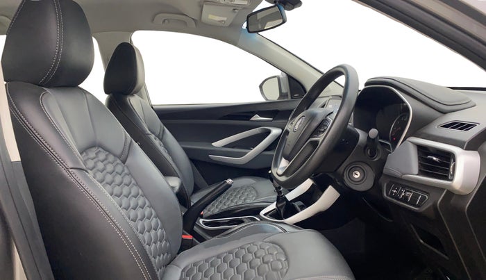 2020 MG HECTOR SUPER 2.0 DIESEL, Diesel, Manual, 77,300 km, Right Side Front Door Cabin