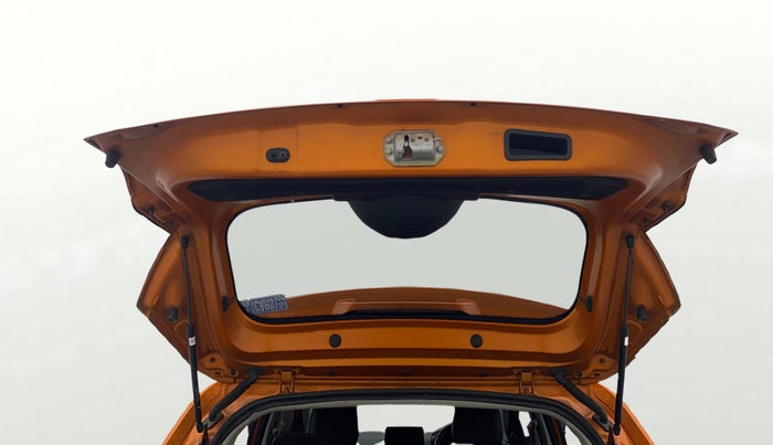 2018 Tata NEXON XZ PLUS DIESEL, Diesel, Manual, 1,27,851 km, Boot Door Open