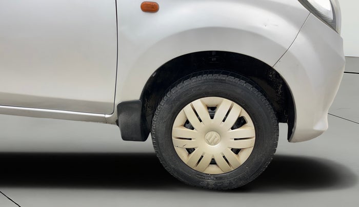 2016 Maruti Alto 800 LXI, Petrol, Manual, 32,379 km, Right Front Wheel