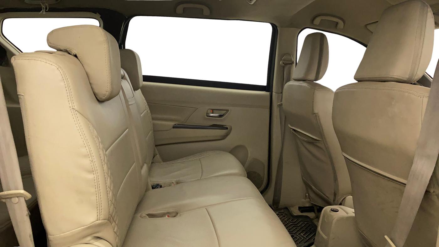 2023 Maruti Ertiga   VXI (O) CNG, CNG, Manual, 73,030 km, Right Side Rear Door Cabin