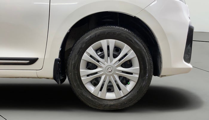 2019 Maruti Ertiga VXI SHVS, Petrol, Manual, 86,892 km, Right Front Wheel