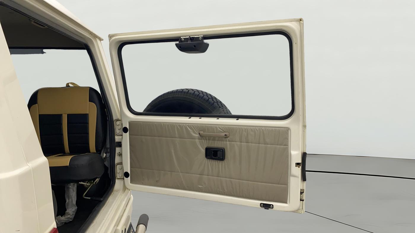 2024 Mahindra Bolero B6, Diesel, Manual, 36,250 km, Boot Door Open