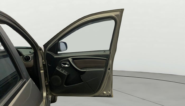 2017 Nissan Terrano XV D PREMIUM AMT, Diesel, Automatic, 74,328 km, RHS Front Door