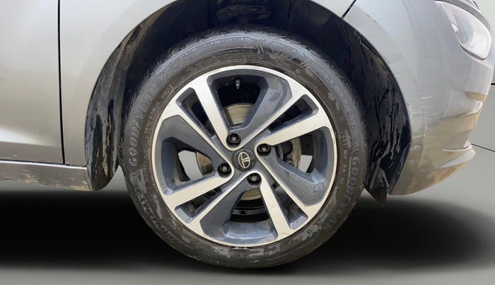 2022 Tata ALTROZ XZ PLUS DIESEL, Diesel, Manual, 44,051 km, Right Front Wheel