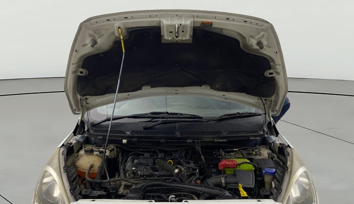 2018 Ford FREESTYLE TITANIUM 1.2 PETROL, Petrol, Manual, 1,00,443 km, Open Bonet