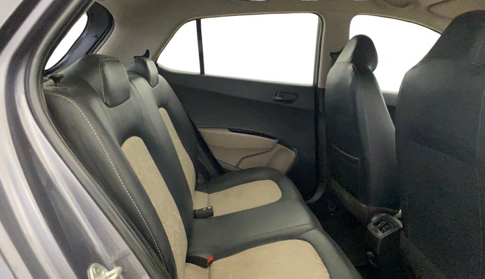 2018 Hyundai Grand i10 MAGNA 1.2 KAPPA VTVT, Petrol, Manual, 27,208 km, Right Side Rear Door Cabin