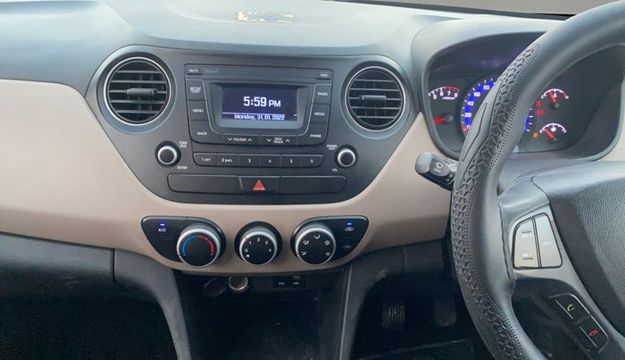 2017 Hyundai Xcent E+, Petrol, Manual, 69,046 km, Air Conditioner