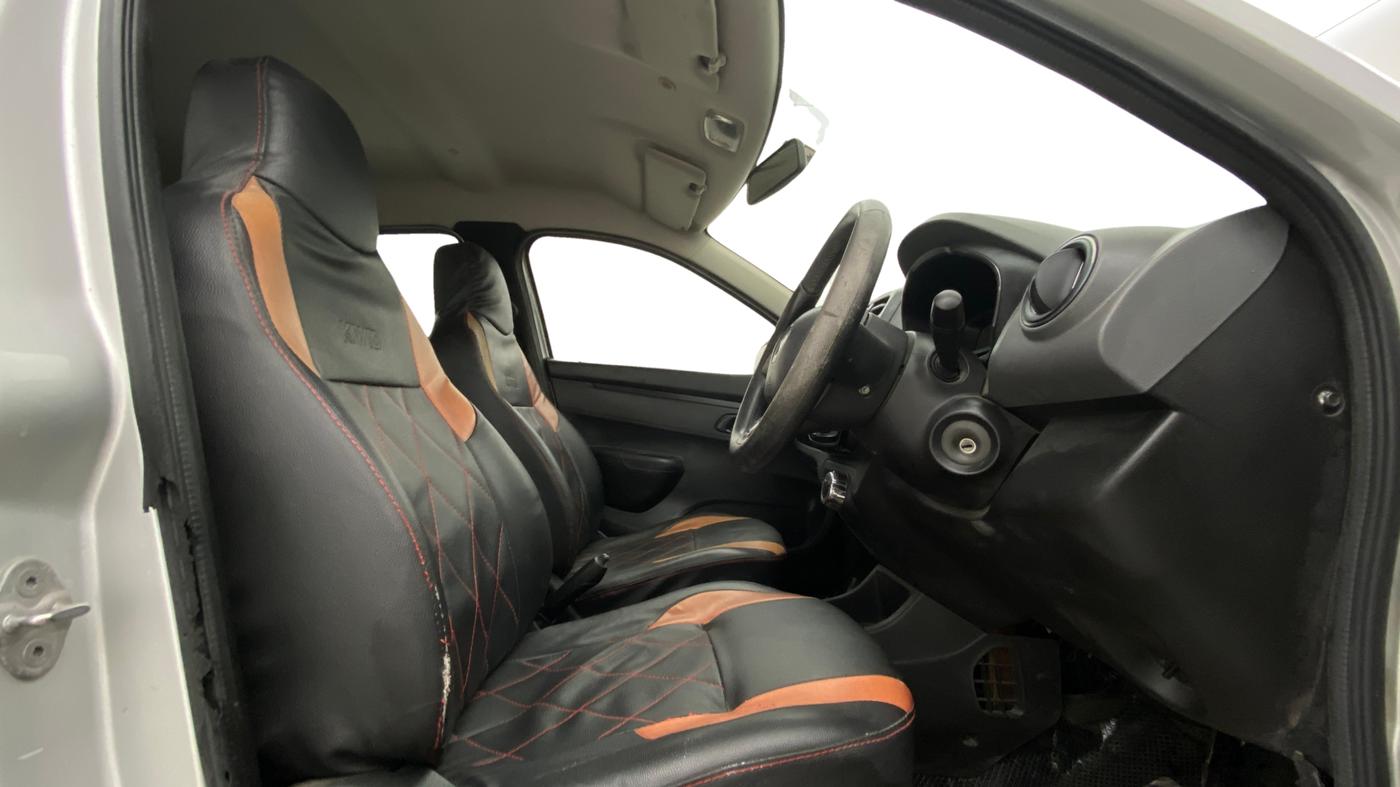 2017 Renault Kwid RXT 1.0 AMT (O), Petrol, Automatic, 59,201 km, Right Side Front Door Cabin