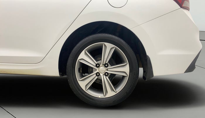 2019 Hyundai Verna 1.6 VTVT SX, Petrol, Manual, 93,601 km, Left Rear Wheel