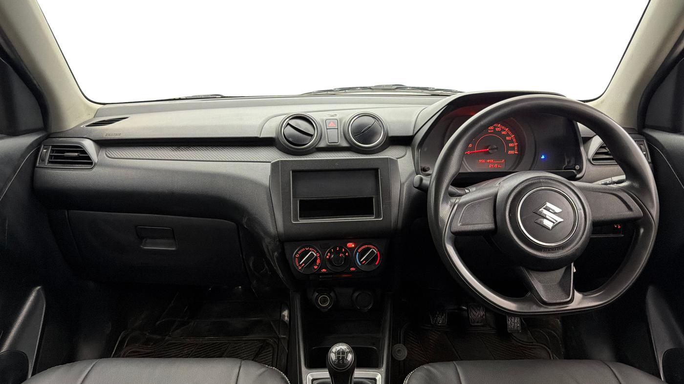 2018 Maruti Swift LXI, Petrol, Manual, 64,177 km, Dashboard