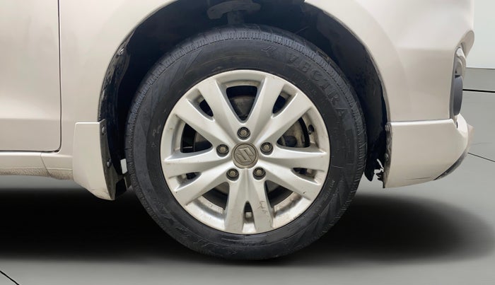 2017 Maruti Ertiga ZDI + SHVS, Diesel, Manual, 68,376 km, Right Front Wheel