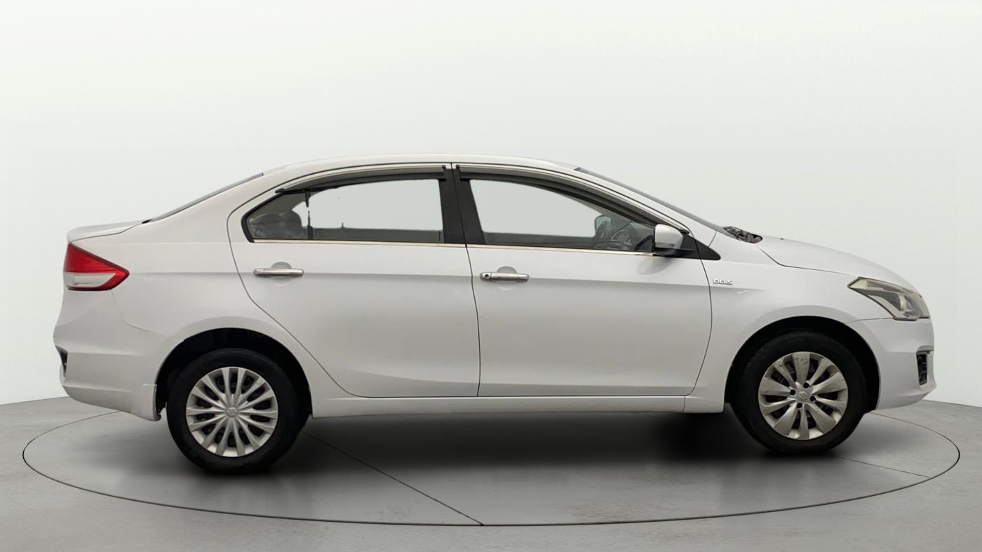 2016 Maruti Ciaz VDI+ SHVS, Diesel, Manual, 79,947 km, Right Side View