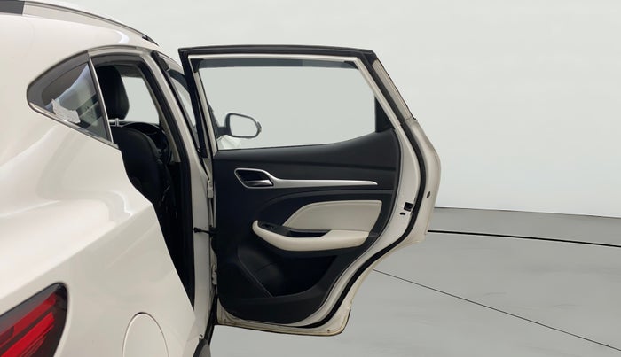 2022 MG ASTOR SHARP 1.5 MT, Petrol, Manual, 30,004 km, RHS Rear Door