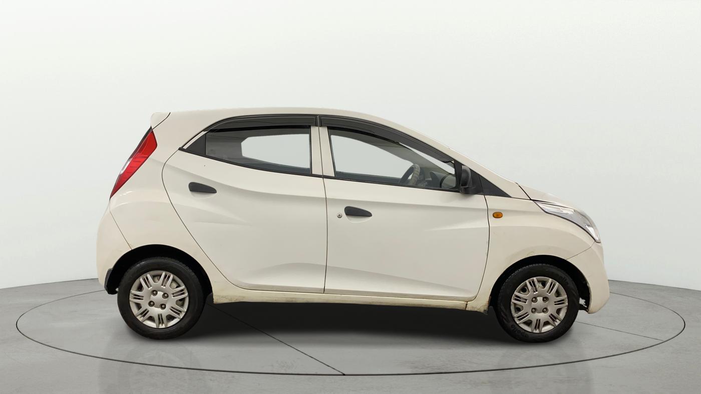 2018 Hyundai Eon ERA +, Petrol, Manual, 41,518 km, Right Side View
