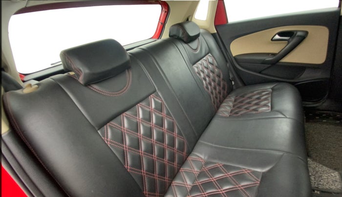 2016 Volkswagen Polo HIGHLINE1.2L, Petrol, Manual, 43,413 km, Right Side Rear Door Cabin