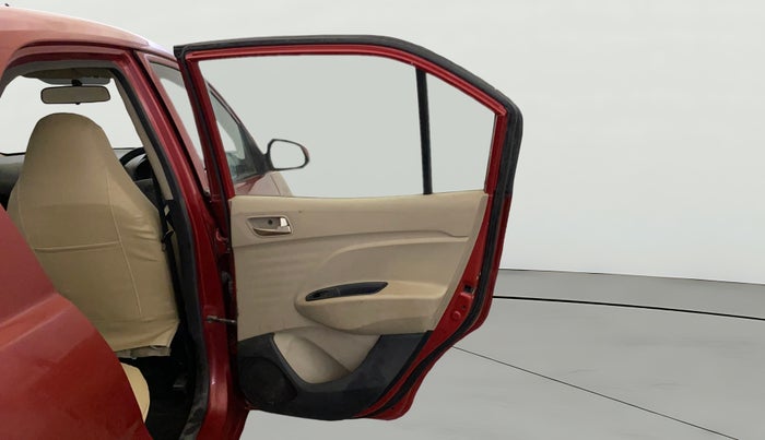 2019 Hyundai NEW SANTRO SPORTZ CNG, CNG, Manual, 72,687 km, RHS Rear Door