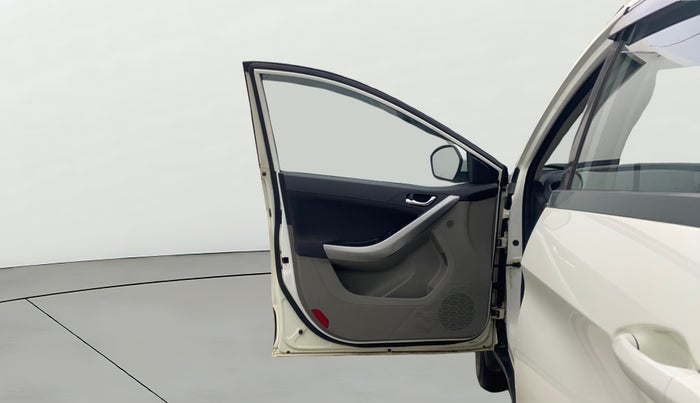 2018 Tata NEXON XZ PLUS DIESEL, Diesel, Manual, 25,476 km, LHS Front Door