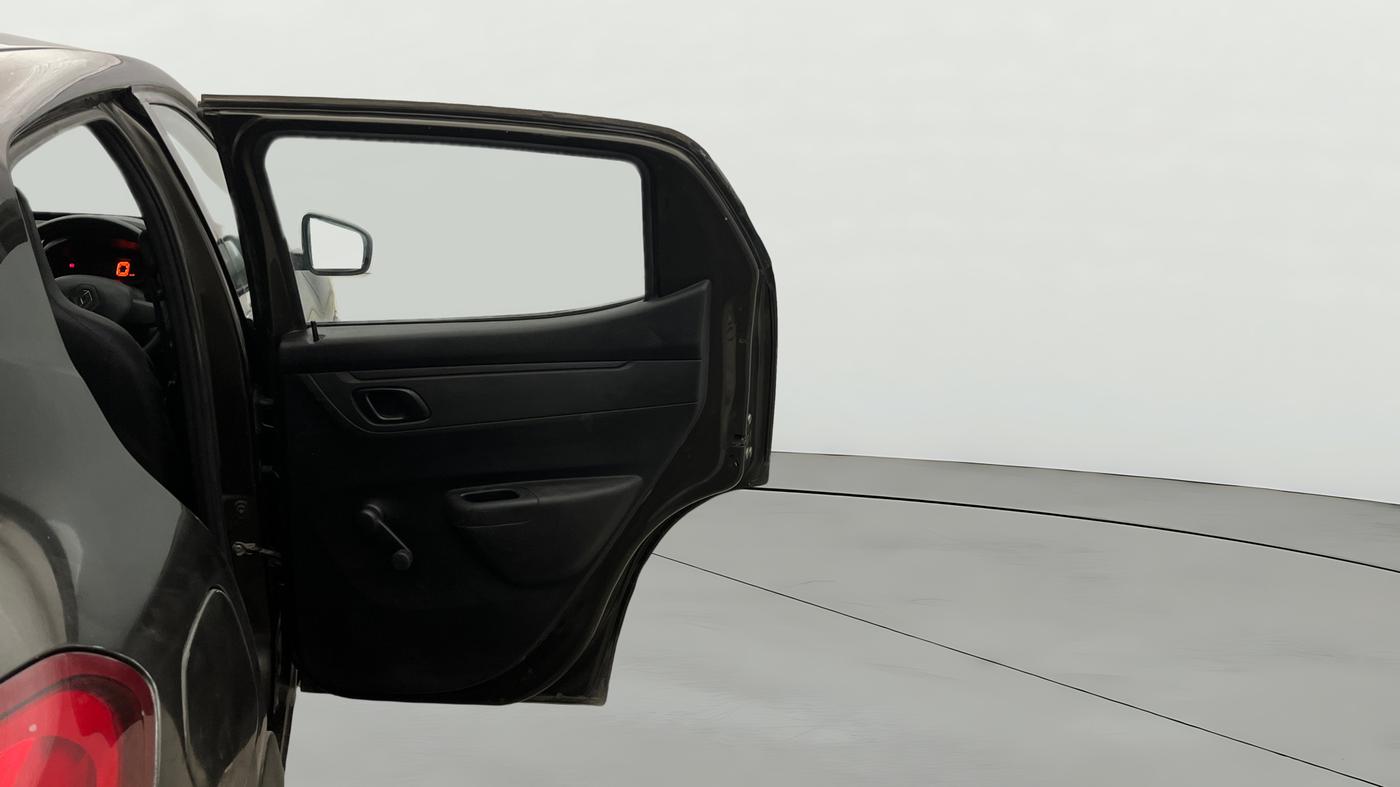 2018 Renault Kwid RXL 1.0 AMT, CNG, Automatic, 64,078 km, RHS Rear Door