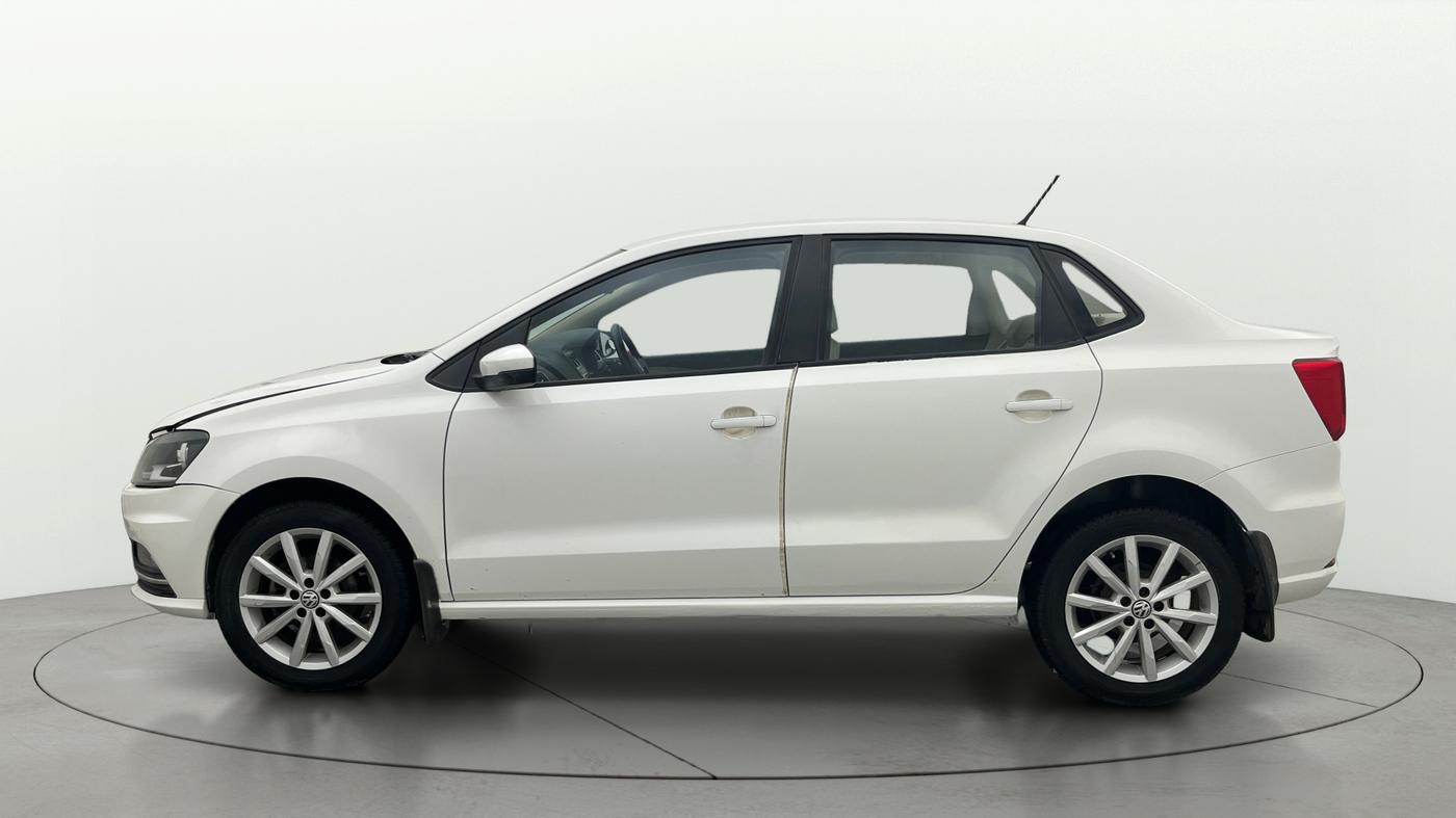 2017 Volkswagen Ameo HIGHLINE1.2L PLUS 16 ALLOY, Petrol, Manual, 71,867 km, Left Side