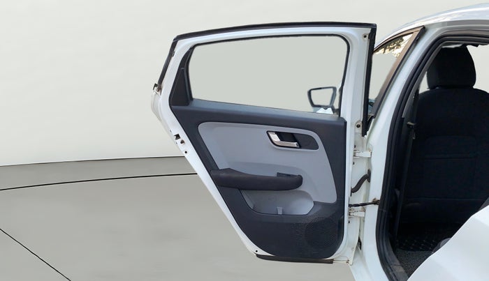 2020 Tata ALTROZ XZ PETROL, Petrol, Manual, 86,126 km, LHS Rear Door