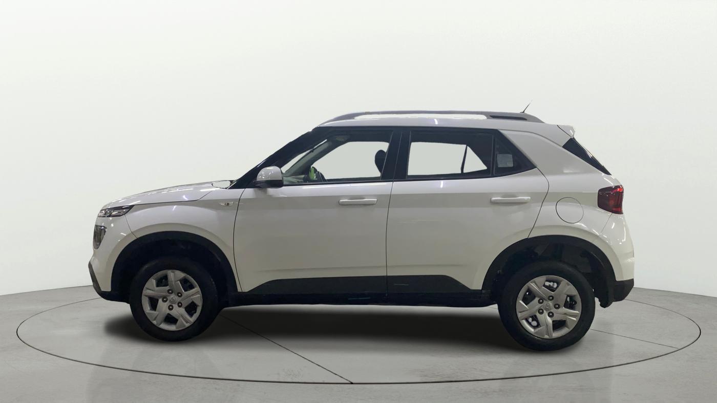 2021 Hyundai VENUE S 1.2, Petrol, Manual, 33,793 km, Left Side
