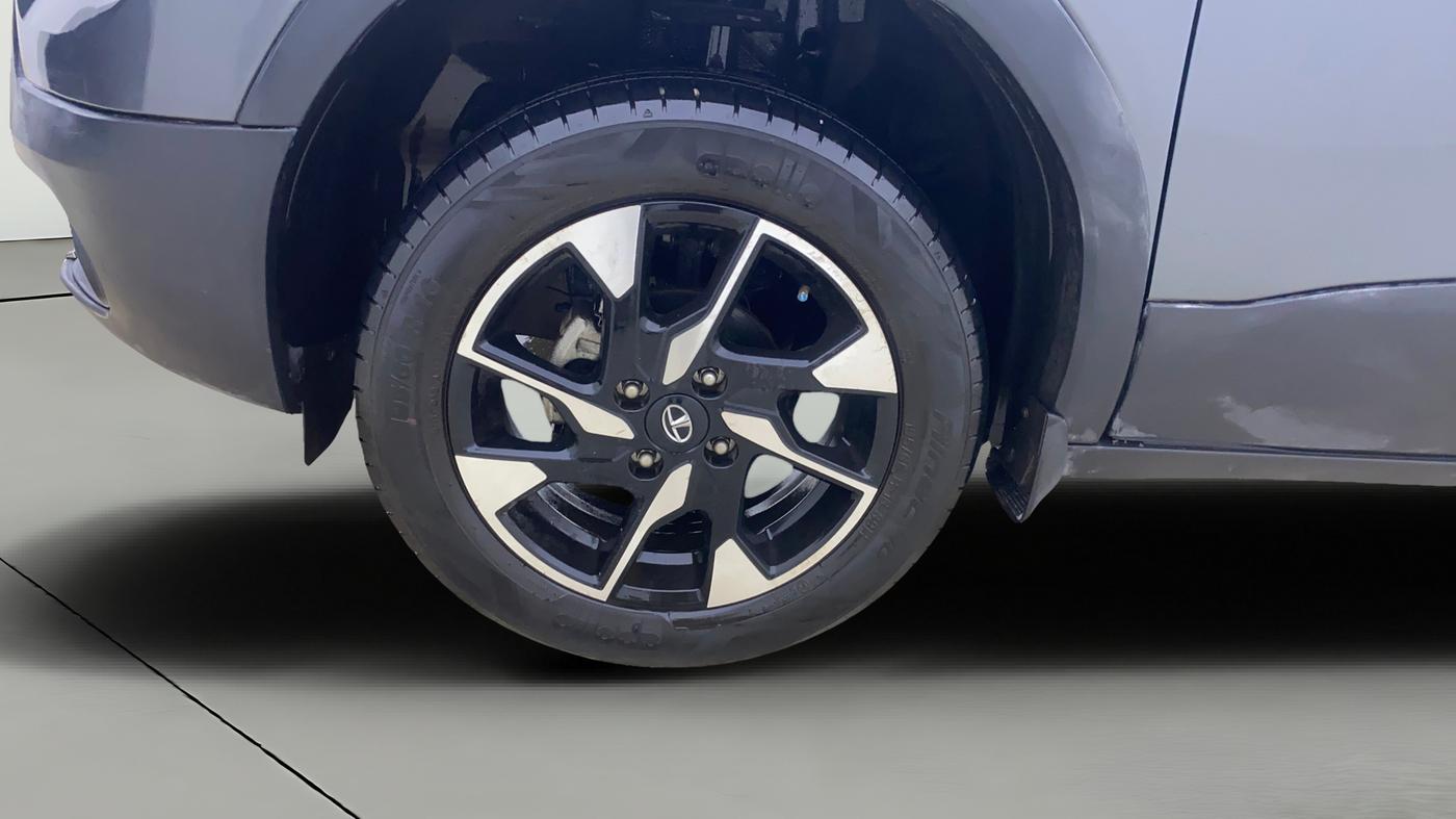 2023 Tata PUNCH CREATIVE  AMT, Petrol, Automatic, 9,189 km, Left Front Wheel