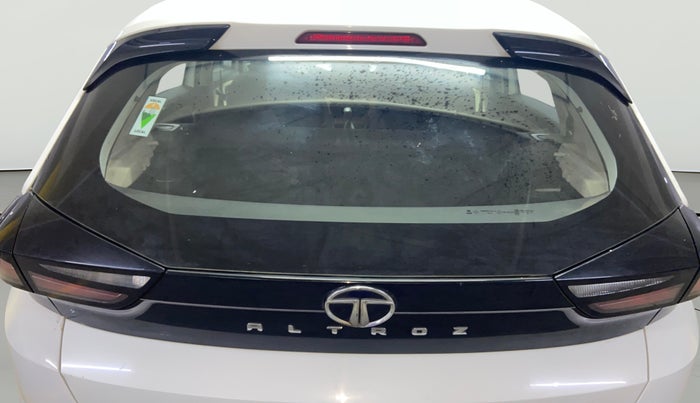 2022 Tata ALTROZ XE PETROL, Petrol, Manual, 52,894 km, Rear Windshield